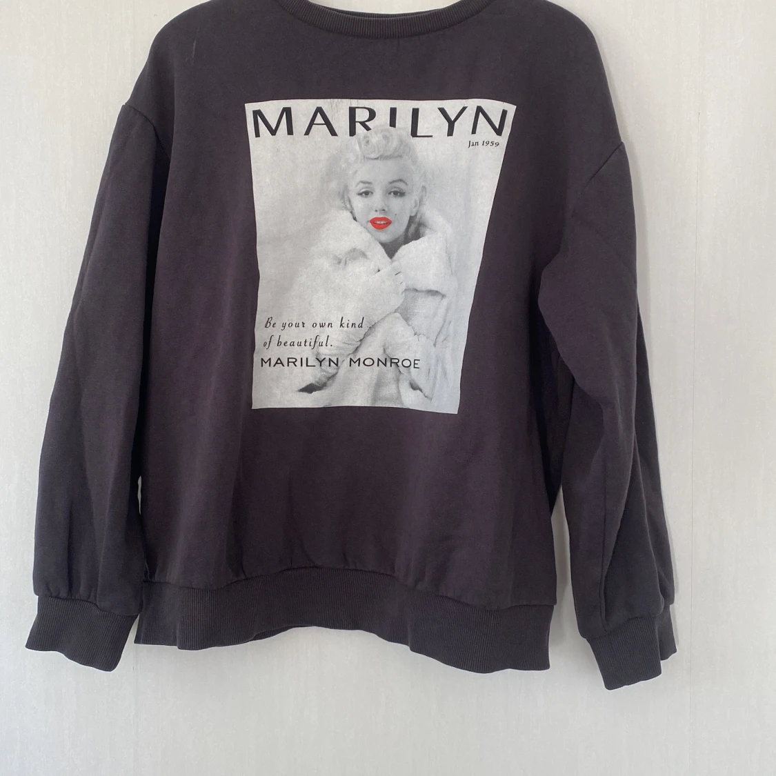 Marilyn Monroe sweatshirt