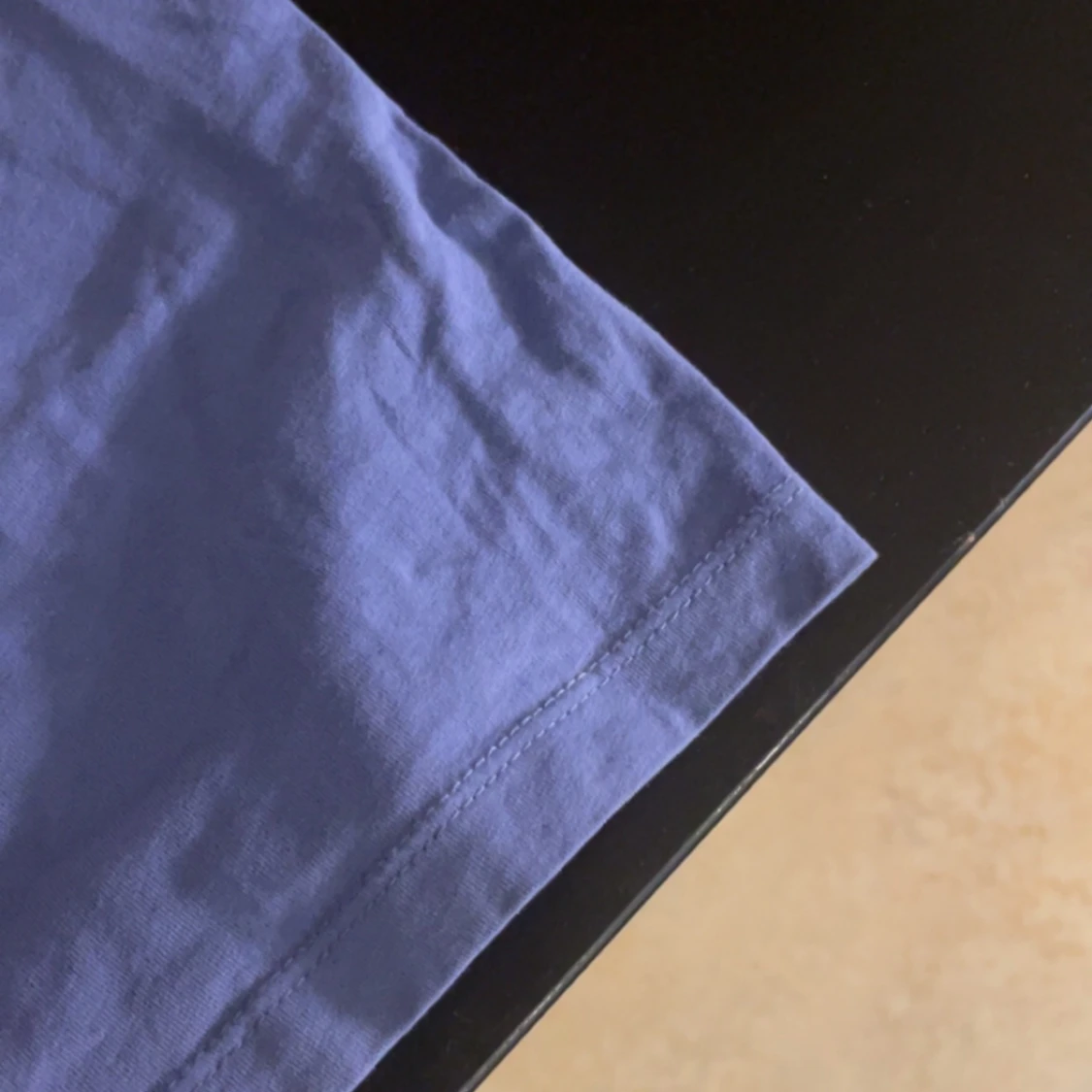 Blå t-shirt med tryck - 91