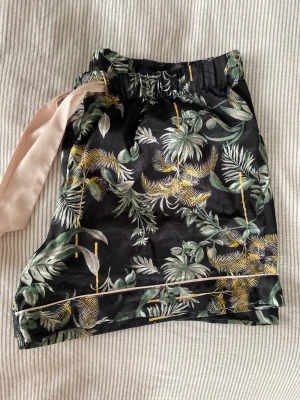 Pyjamasshorts - Pyjamasshorts från victoria’s secret i strlk xs. Ingen fraktkostnad.