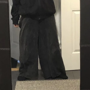 Baggy jeans - Super baggy jeans som jag sytt ihop själv 