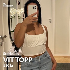 Storlek xs - Säljer denna fina sommar toppen.😊✨