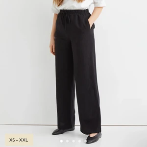 Linnebyxor  - Linnebyxor från H&M , helt slutsålda på nätet! Dem är oanvända 🤍