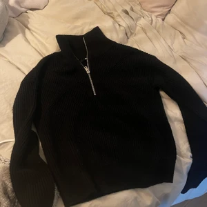 Svart tröja från bikbok - Svart tröja från bikbok, pris 100kr+frakt