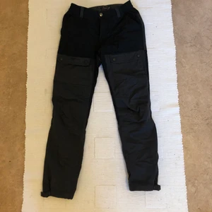 Friluftsbyxa  - Friluftsbyxa från high mountain i storlek 36