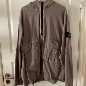Stone Island anorak  - Riktigt fet stone island jacka Storlek XXL men passar L 