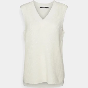 En stickad kortärmad (vit) - Den är oanvänd och prislappen är fortfarande på! 