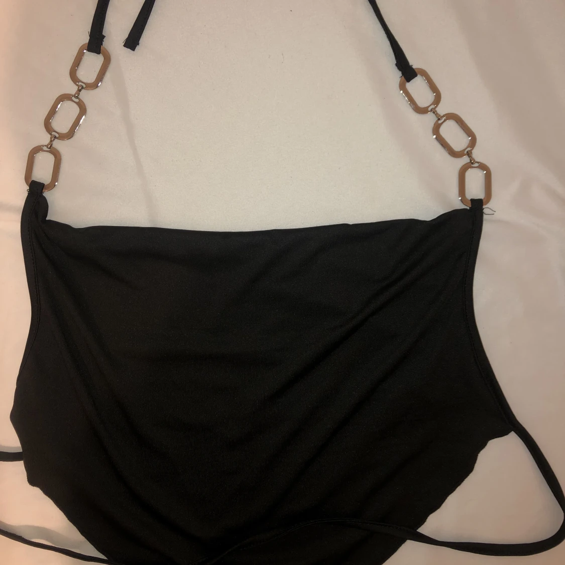 Topp/linne med silvriga detaljer  - 91