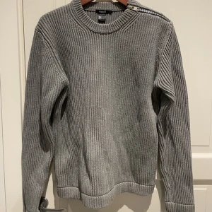 Filippa K tröja - Filippa K tröja som aldrig är använd. Nypris 2229kr. Storlek M