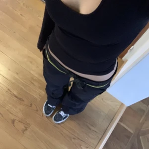 Cargo pants - Supercoola lågmidjade cargo pants!!!