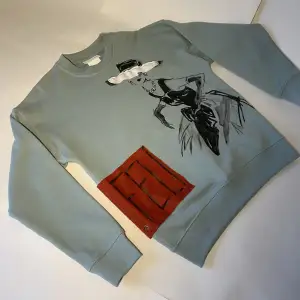 Handmålad sweatshirt i storlek s, 1/1 exemplar av Aleksio Feli 