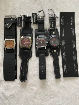 EXCELLANC Mode Klockor  - PU läder armband  Fodral material Alloy 