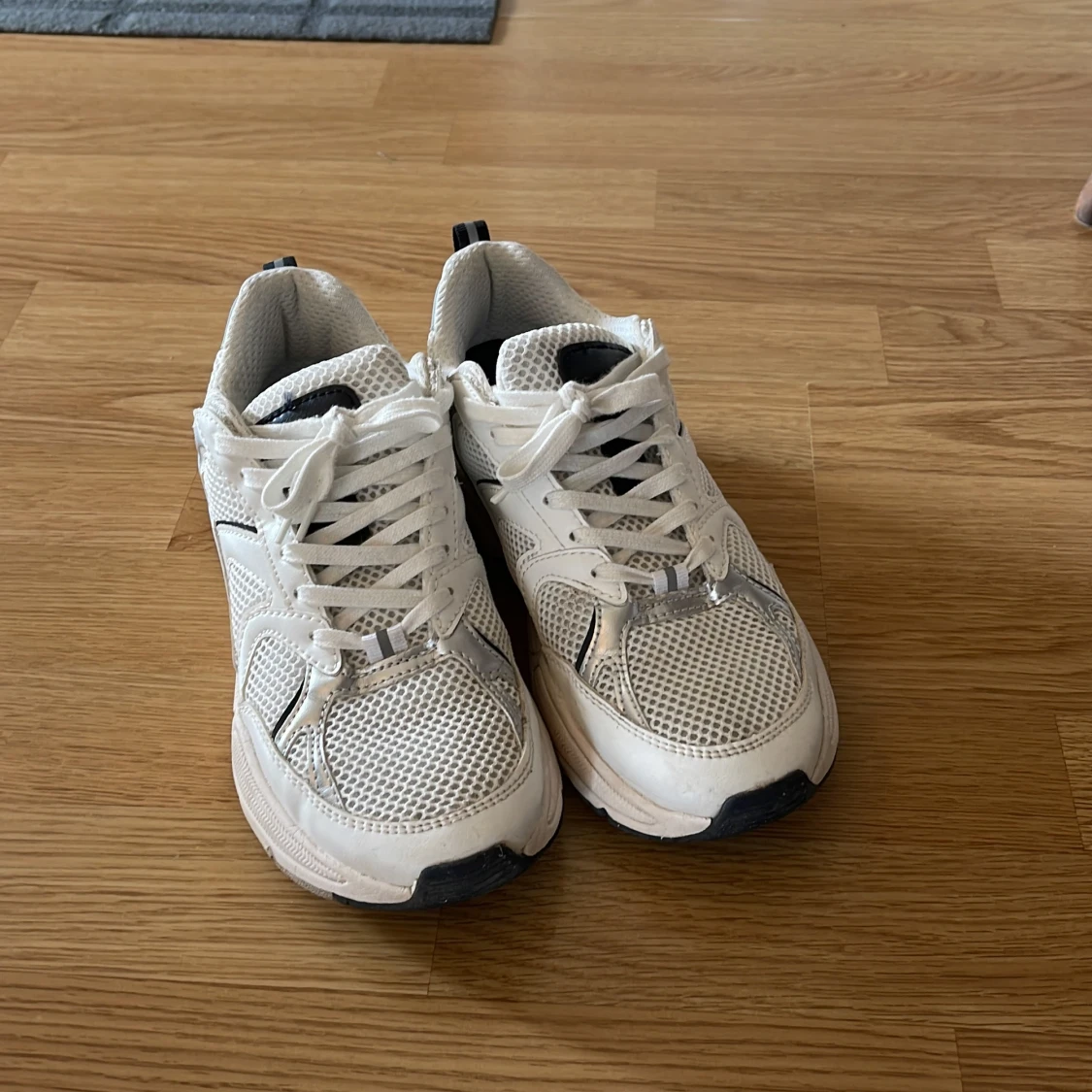 Hm chunky sneakers  - 90