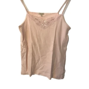 Rosa linne - Rosa linne med spets!💖