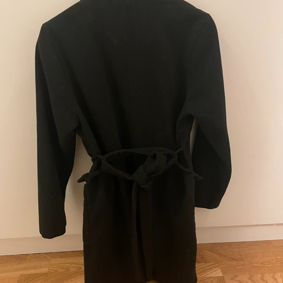 Svart Kappa från BikBok (Ullkappa) - 90