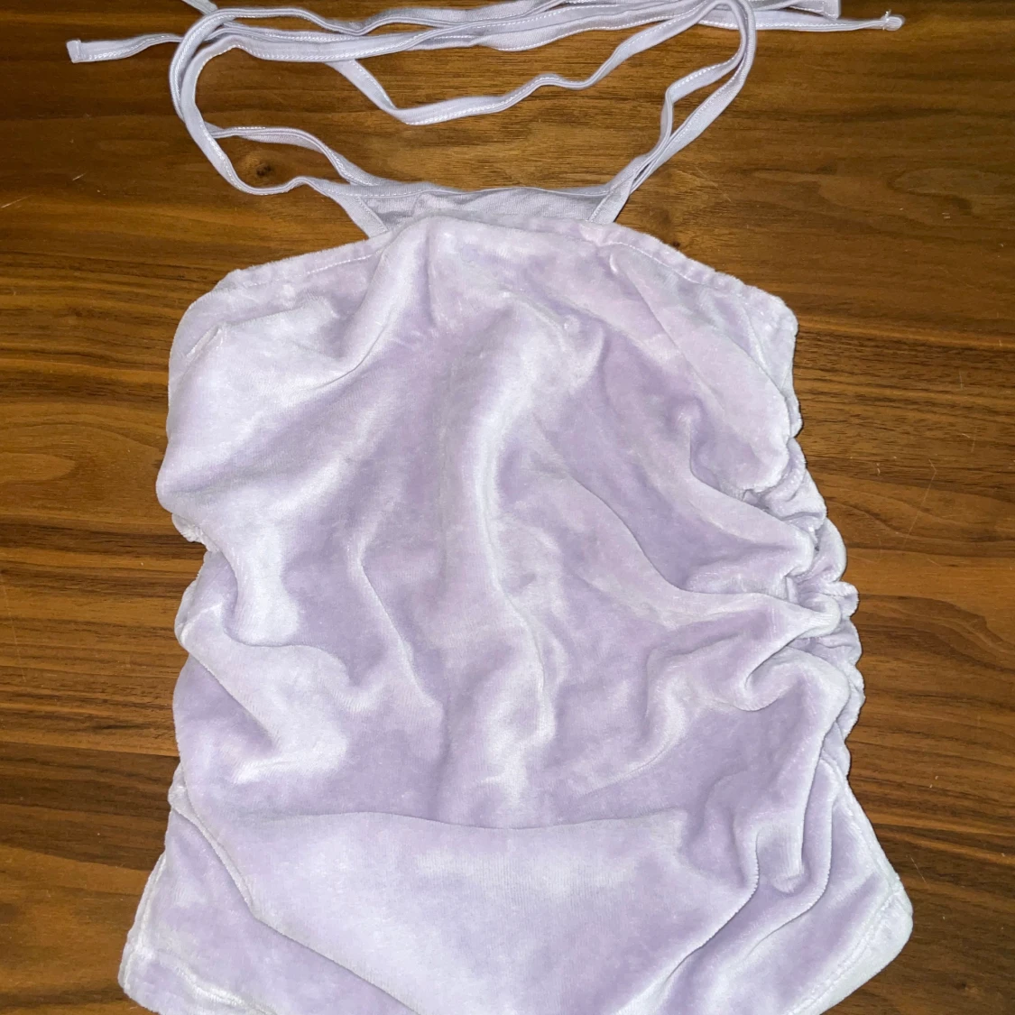 Lila minikjol m. synlig ”trosa” - 90