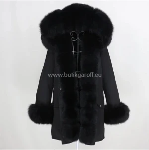 Svart Vinter parka jacka med äkta päls - Fin vinterjacka med äkta päls, jätte varm. Strl S  Andvänd fåtal gånger.  Nypris 5000kr