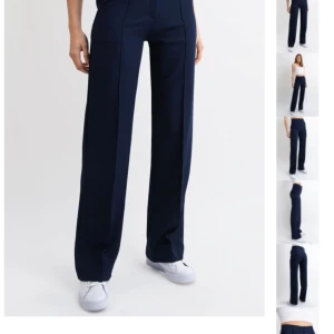 Madlady byxor  - Skitnsygga kostymbyxor som är andvända 1 gång bara. De är så fina och sitter perfekt men har liknande .pris kan diskuteras.köpta för 549:-