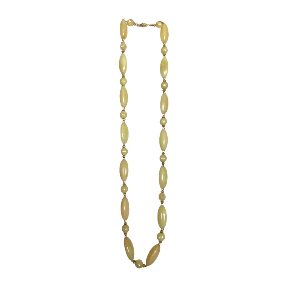 ✨pärlhalsband med gula / beige pärlor ✨fraktar endast. Accessoarer.