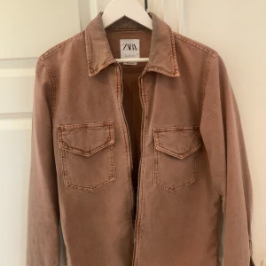 Zara Jacka - Jacka från Zara i gott skick! Storlek s