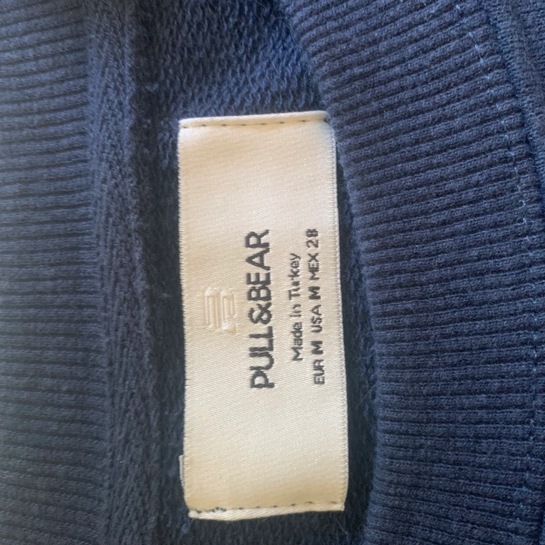 Tunn marinblå sweatshirt från Pull&Bear - 91