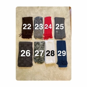 Sjalar  - Helt nya sjalar som aldrig har användes, 50kr per styck, 250kr för alla. 