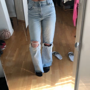 Zara jeans - Helt nya zara jeans knappt använda nypris 700kr