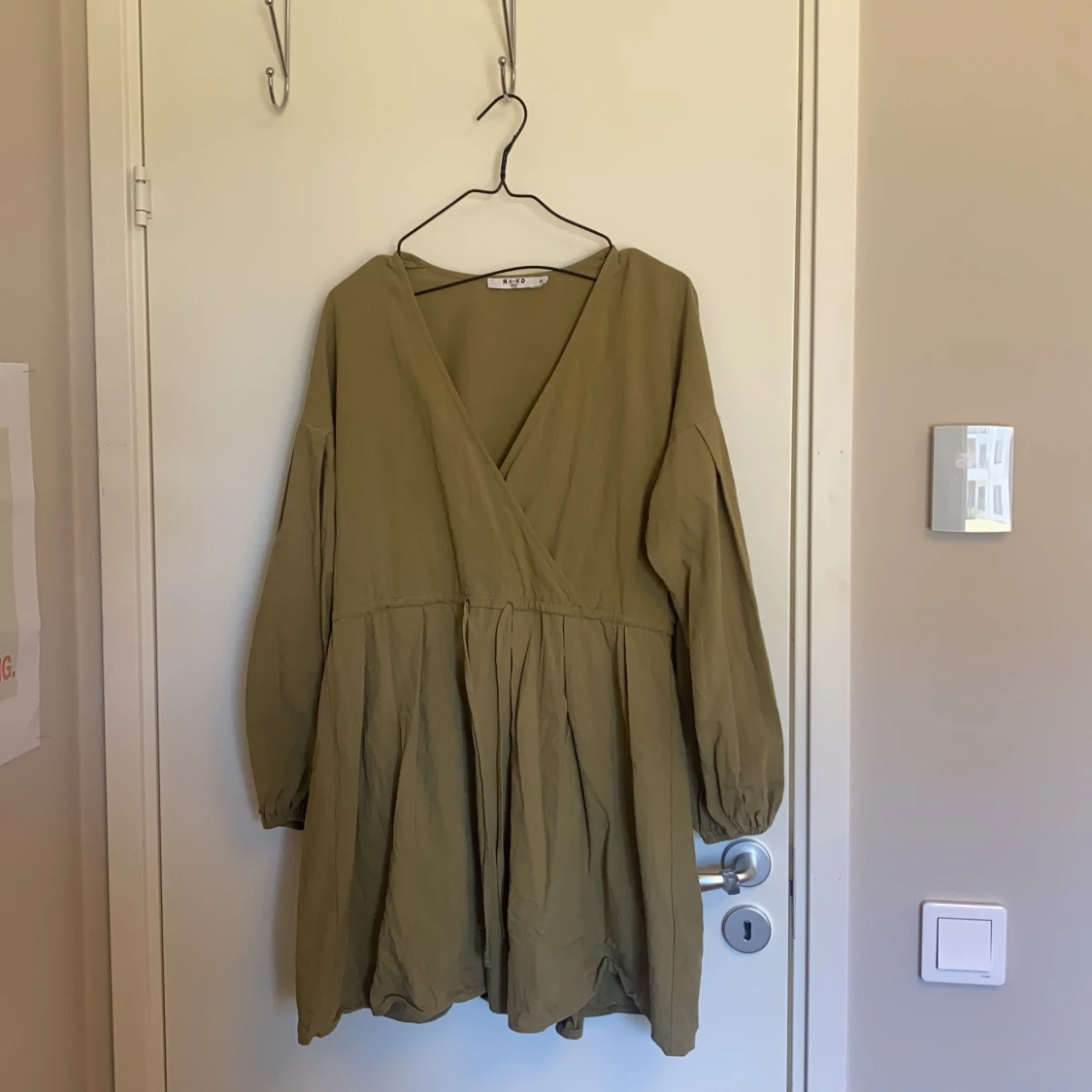 Superfin grön sommarklänning NAKD - 91