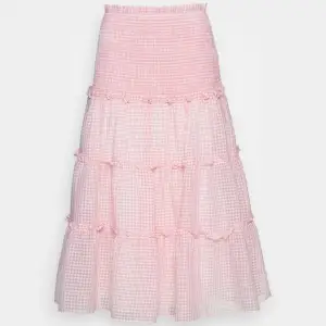 Fantastisk fin A-linje kjol. Slutsåld över allt… Nypris 1995kr 