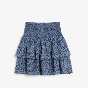 Volangkjol från kappahl - Lägger ut igen pga oseriös köpare! Budgivning på denna populära kjolen från kappahl, aldrig använd och lapparna är kvar, budat är budat!! 💖 frakt tillkommer