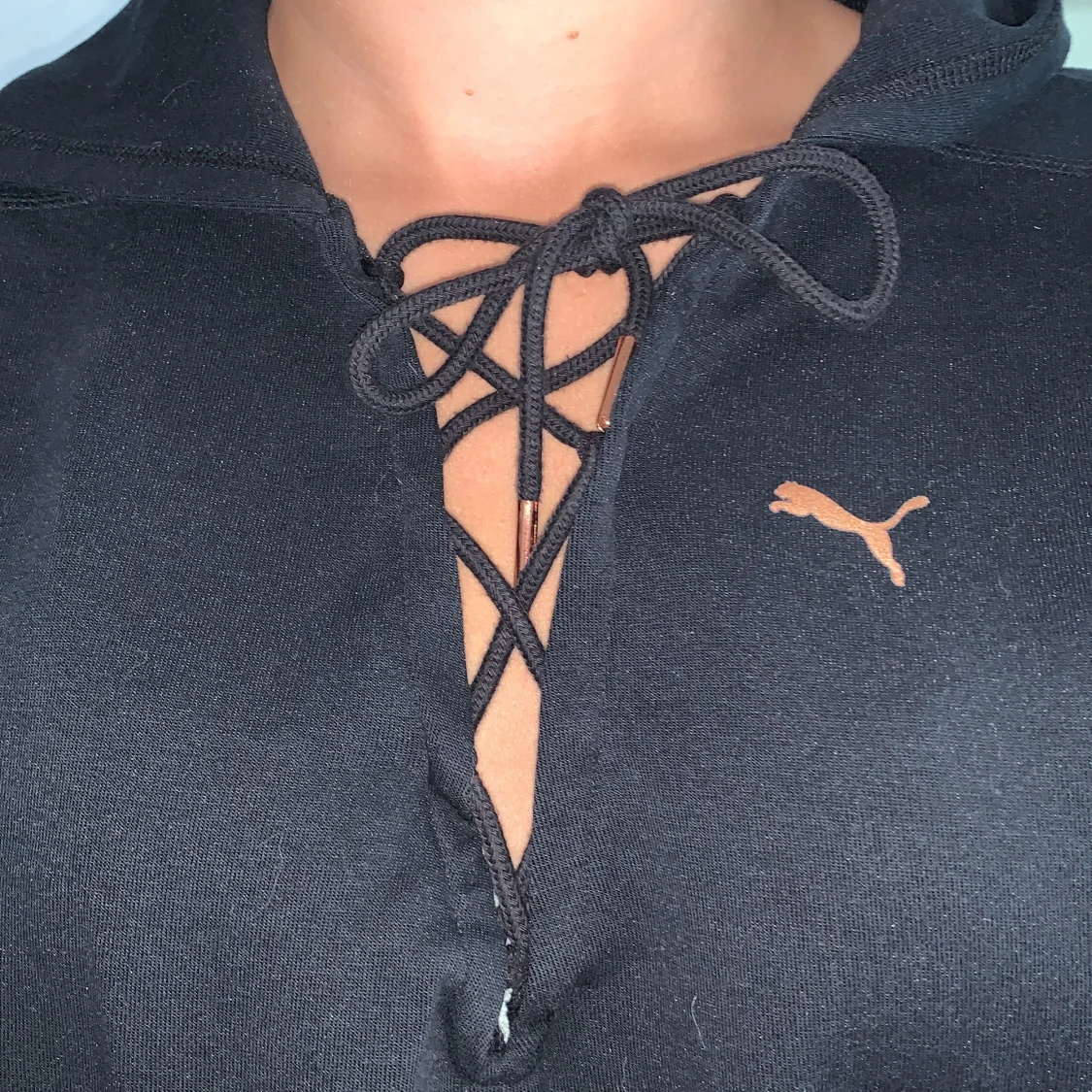 Svart hoddie från puma storlek 36 - 91