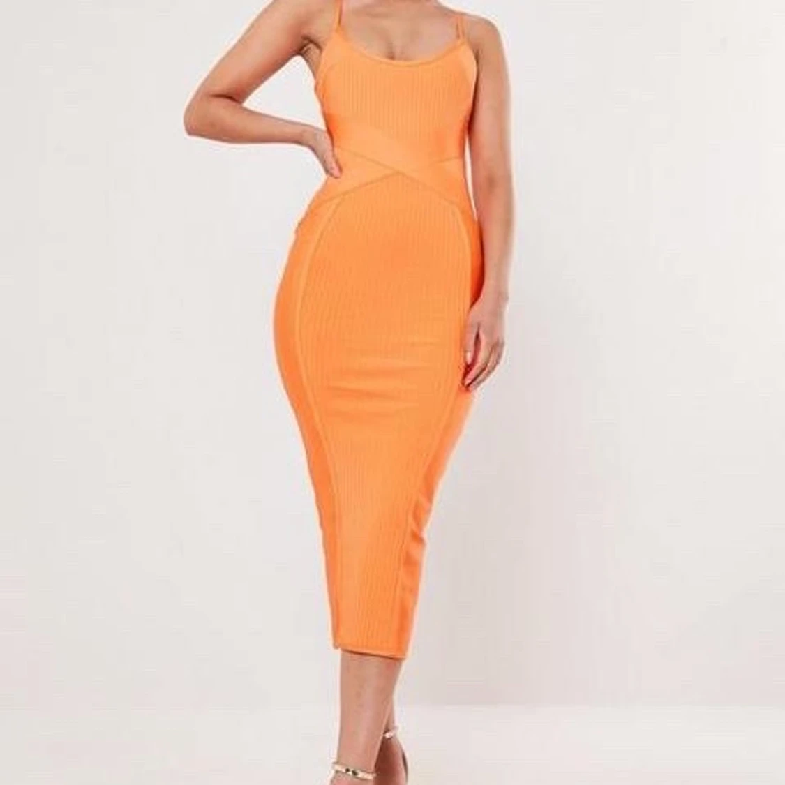 Oanvänd! Premium Bodycon Bandage Dress Orange