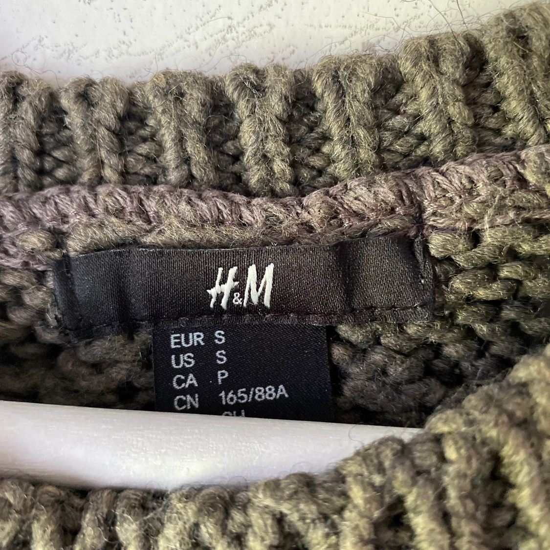 Stickad tröja HM - 91