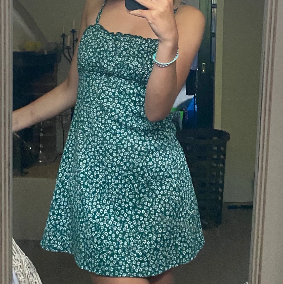 Blommig klänning - 90