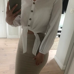 Blus - Bra skick. Lite använd. Kan komma överens över ett pris för frakt💞