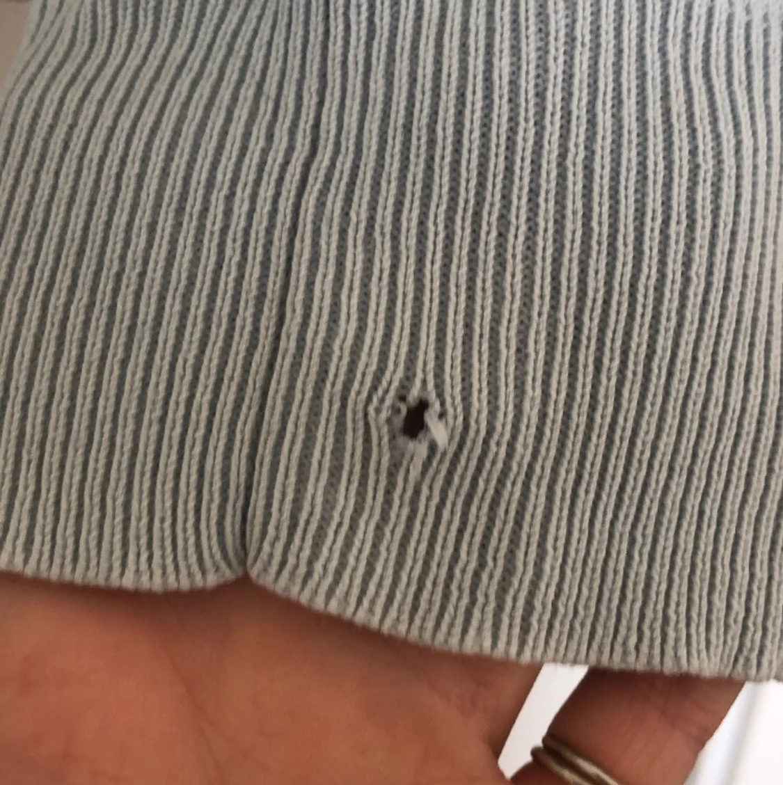 Blå rutig tröja - 90