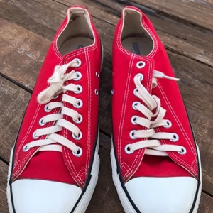 Vintage Converse Chuck Taylor All Star - Original! Används dagligen, utmärkt kvalitet.