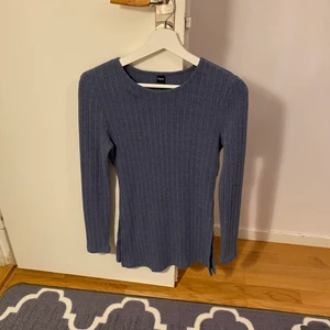 Blå tröja - Nyskick