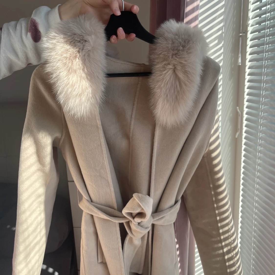 Päls kappa med skärp - 91