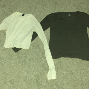 Hm och Gina  - Hej, säljer dessa långärmade tröjor, den ena tröjan är slät grå ifrån Hm och den vita är ifrån Ginatricot och är lite ribbstickad. Säljer för de ej kommer till användning, köp båda för 75kr direkt eller 1 för 50kr❤️Hör av dig vid intresse, funderingar eller flera bilder🥰