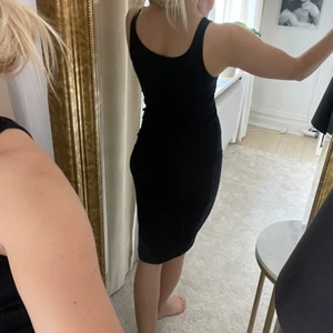 Lång strandklänning HM 🌾 - Svart lång klänning från HM. 