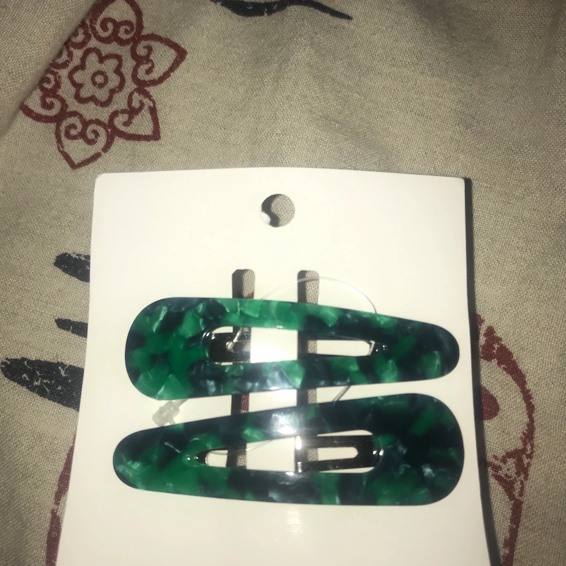 jättefina gröna mönstrade hårspännen - 90