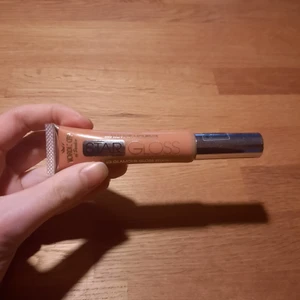 Läppglans - Nytt läppglans av Nordic Cap of Sweden. Öppnat men ej använt.