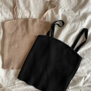 Fina lätta toppar från chiquelle  - Perfekta sommar-toppar från chiquelle, en i biege och en i svart. Kan frakta eller mötas upp beroende på. En topp för 70 kr eller båda för 110 kr 🤎