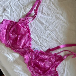 Bh nakd  - En jätte fin bh från NA-KD som aldrig har kommit till användning! 🌸