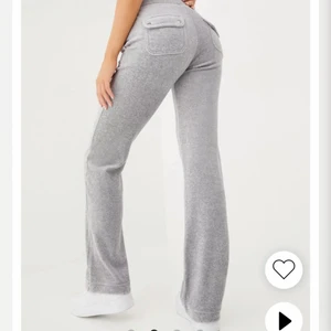 Juciy byxor! - Ett par juciybyxor som är knappt andvänd med en silver grej saknas men syns knappt så sköna byxor skulle även kunna byta mot en maje väska