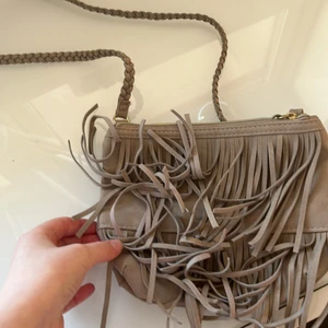 Jättefin Stockholmsstils väska🦋✨ - Gammal modell av Lindex cowboy.