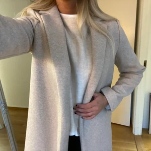 Kappa - Oanvänd slutsåld kappa från zara xs/s