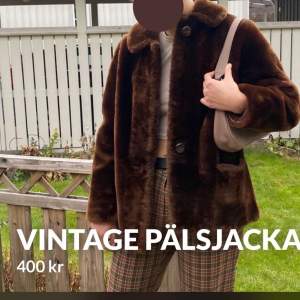 Varm fin vintage äkta pälsjacka 