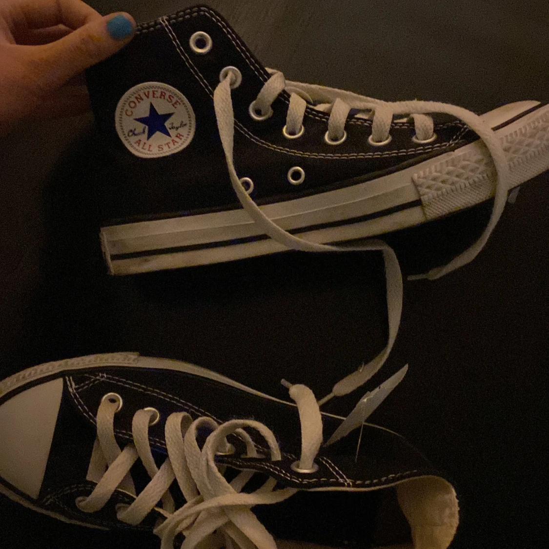 Svarta converse 