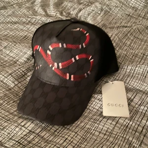 Gucci keps  - Ny Gucci keps som ej passar. 